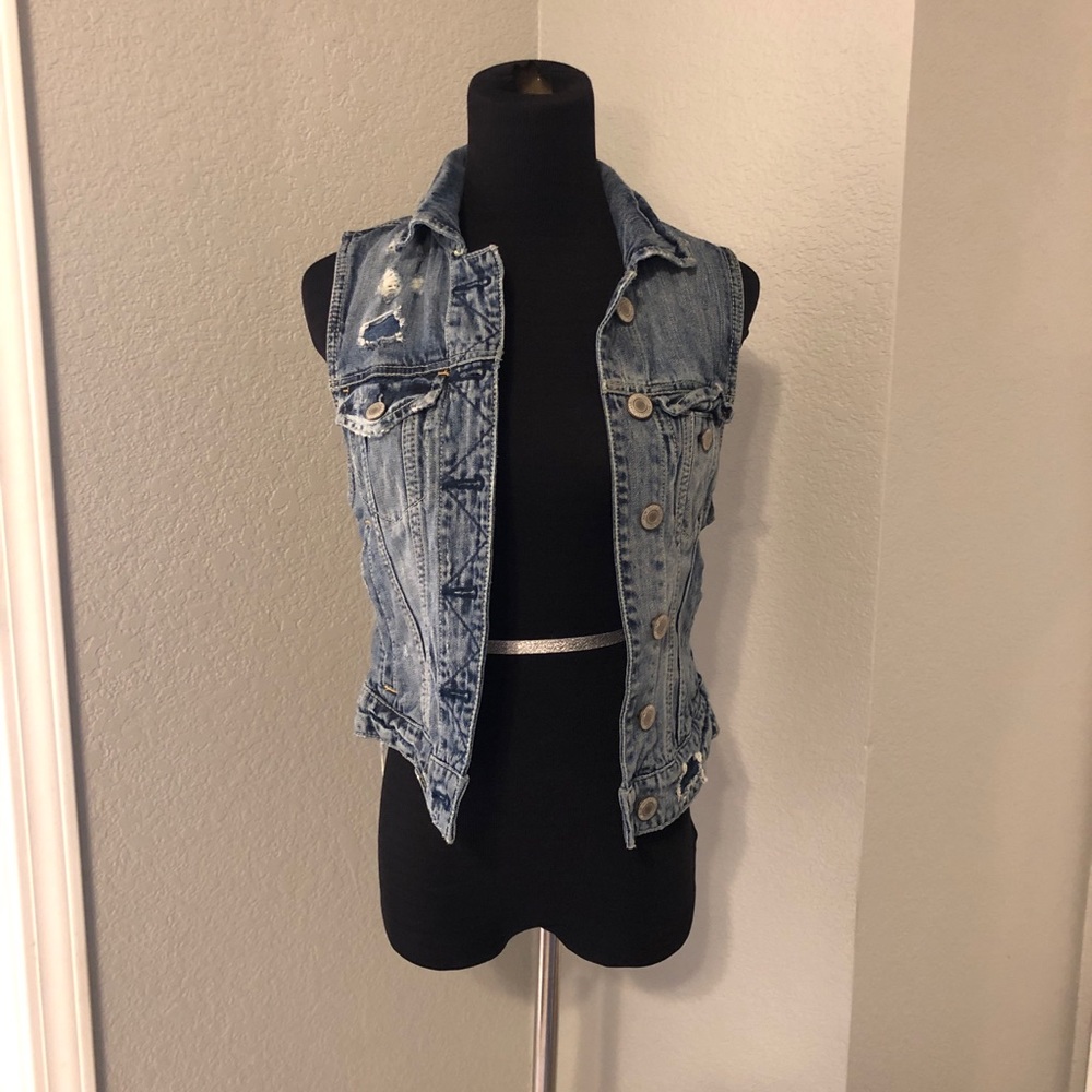 American eagle sleeveless denim vest jacket